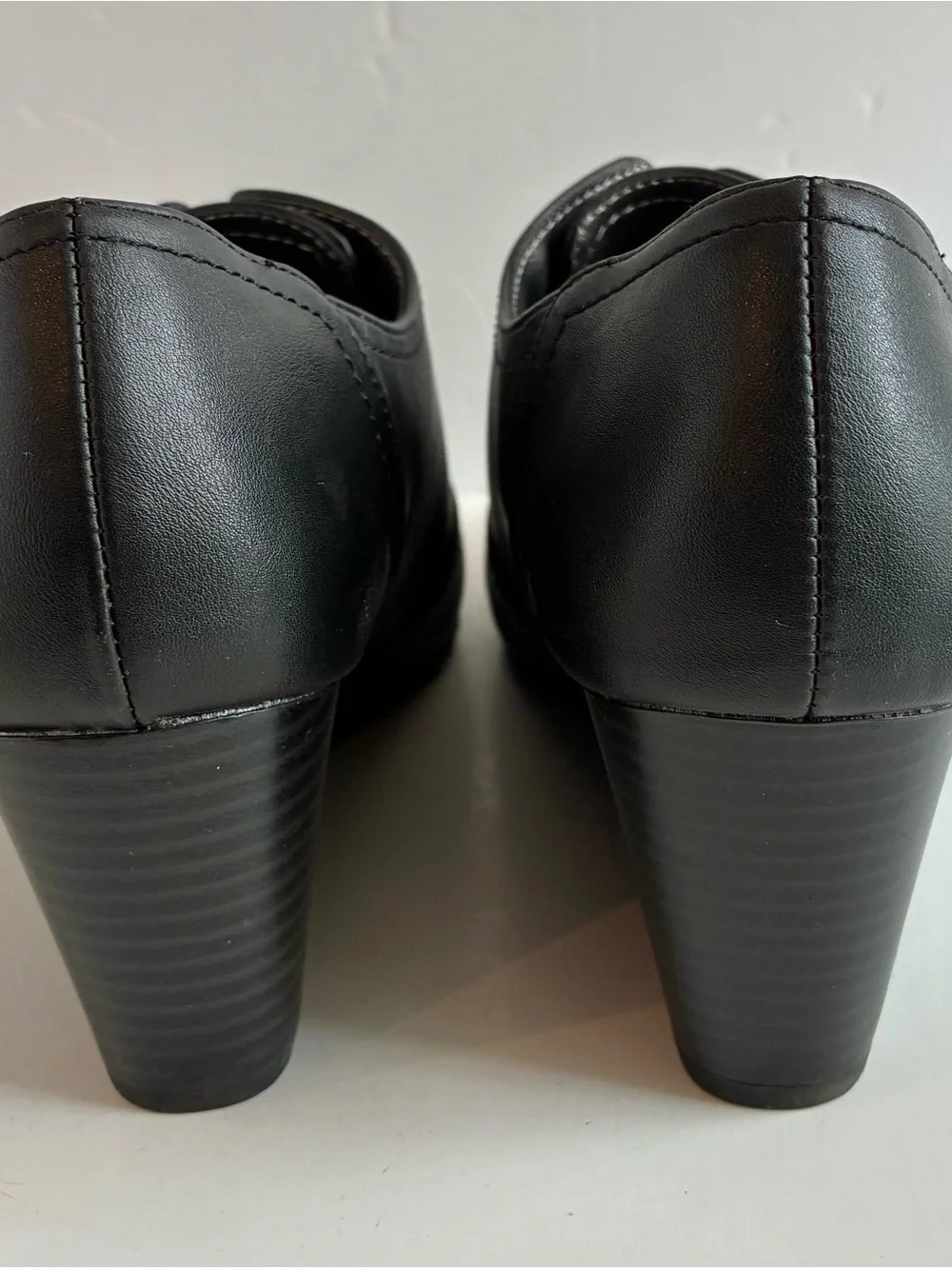 Life Stride Soft System Women’s Size 7 Black Leather Wedge Bootie